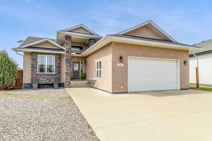 Property Photo: 5055 54 Street Close AB T0M 0X0