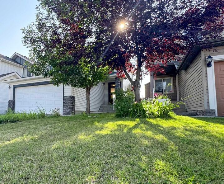 Property Photo: 124 Everglen Way SW AB T2Y 5G2