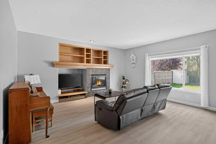 Property Photo: 646 Chaparral Drive SE AB T2X 3X1