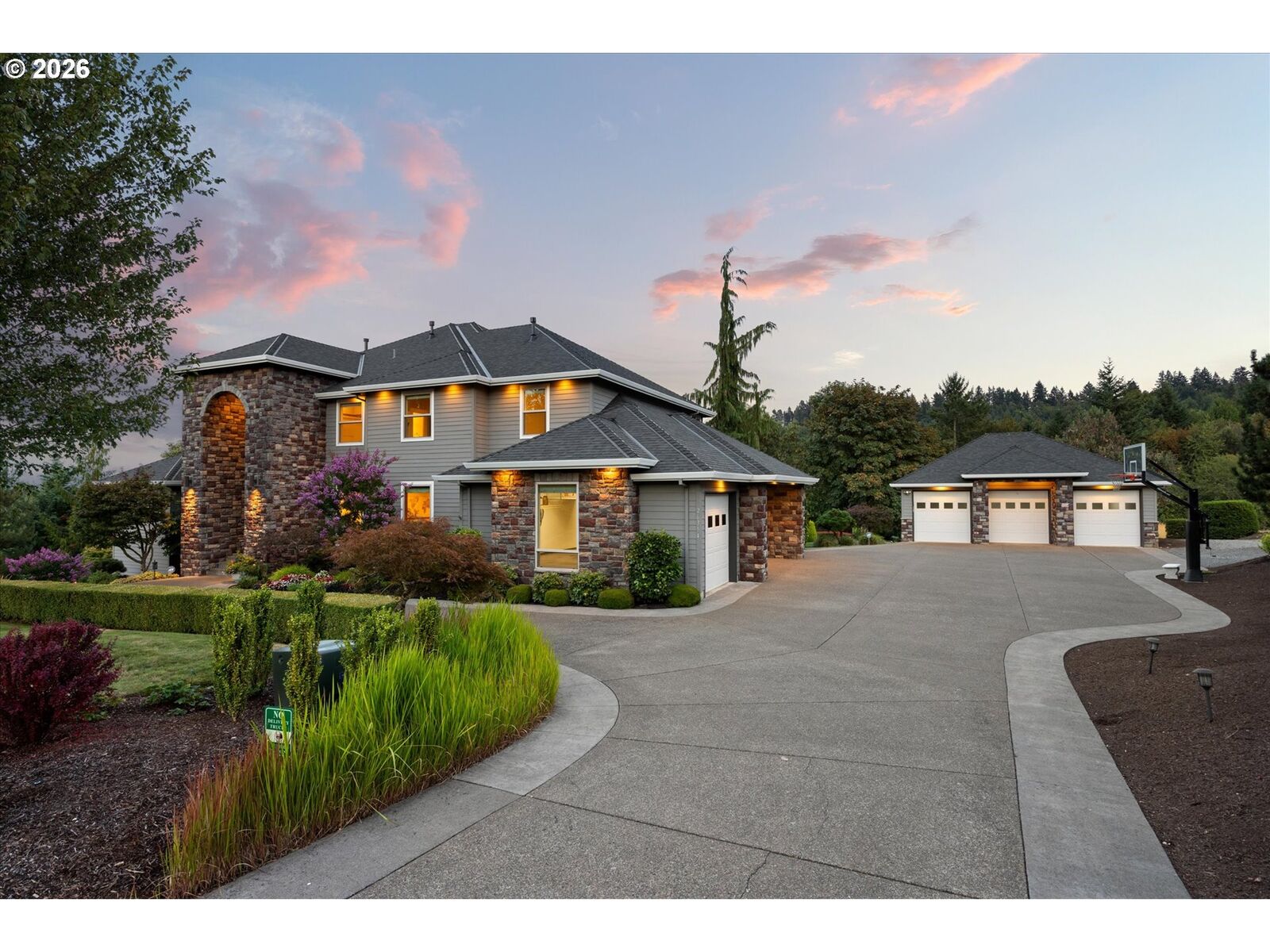 Property Photo:  26354 SW Labrousse Rd  OR 97140 