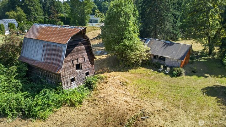 Property Photo: 10215 56th Street SE WA 98290