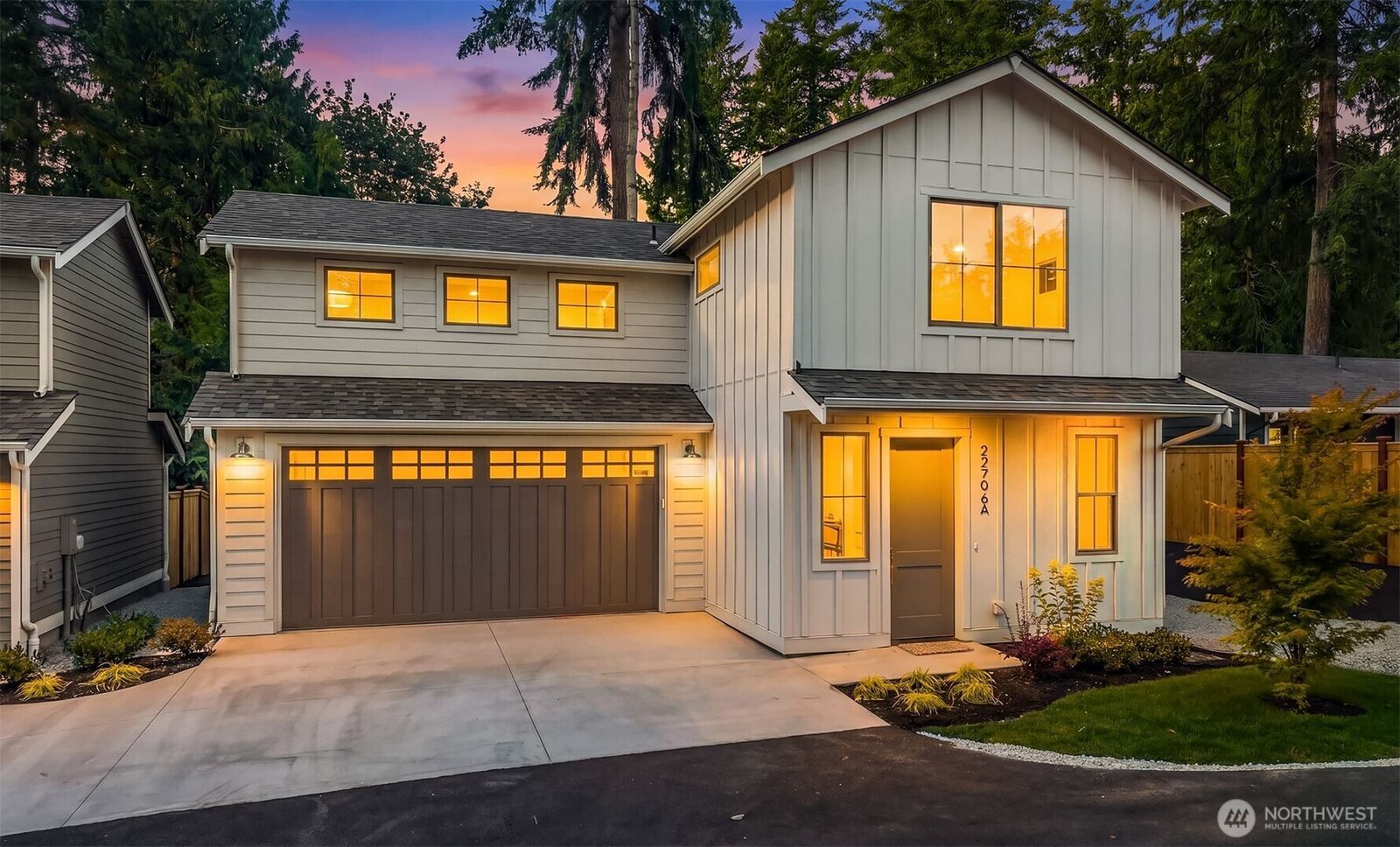Property Photo:  22706  92nd Avenue W A  WA 98020 