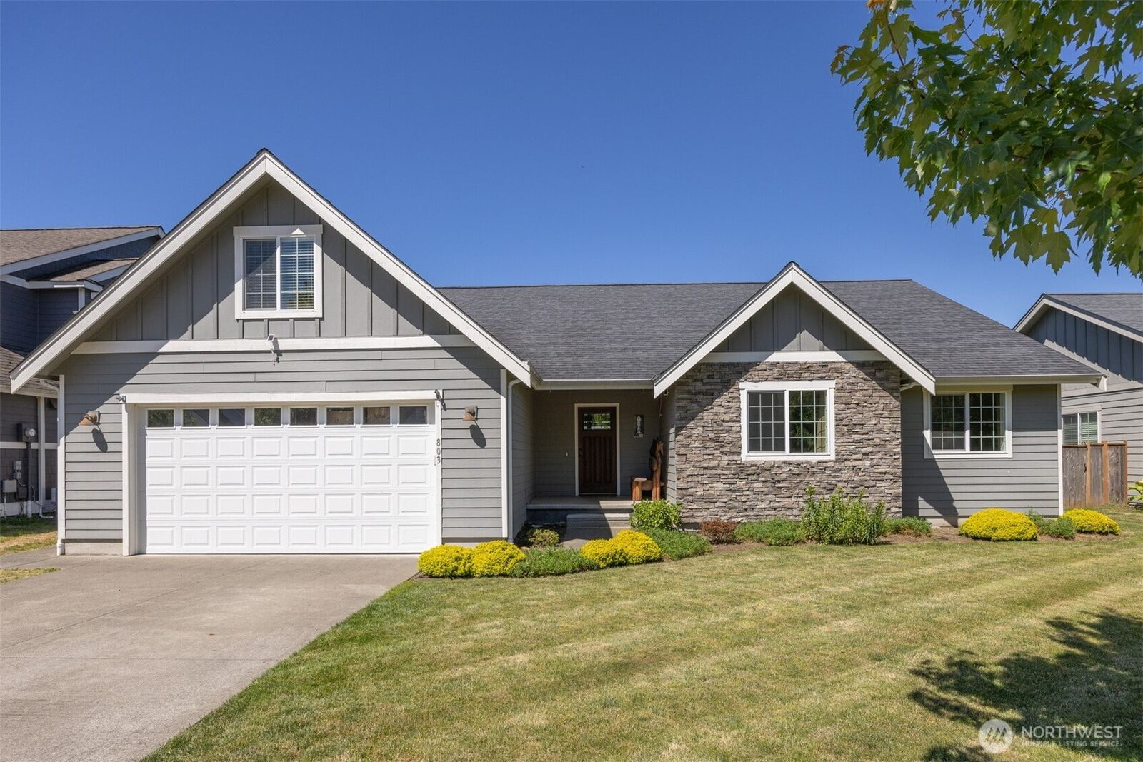 Property Photo: 803 Mapleridge Drive WA 98247