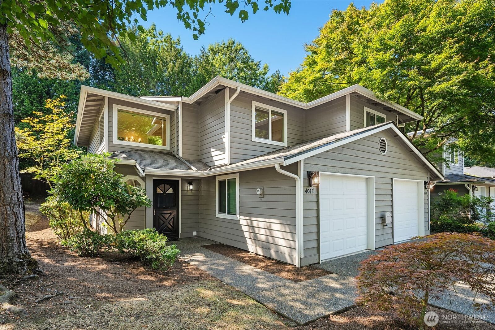 Property Photo:  4017  159th Avenue NE 27A  WA 98052 