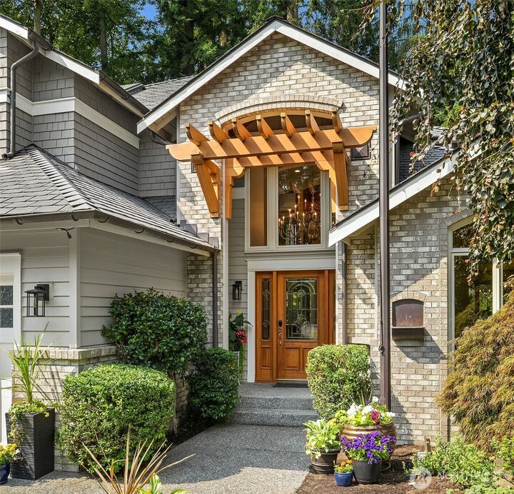 Property Photo: 23508 53rd Avenue SE WA 98021