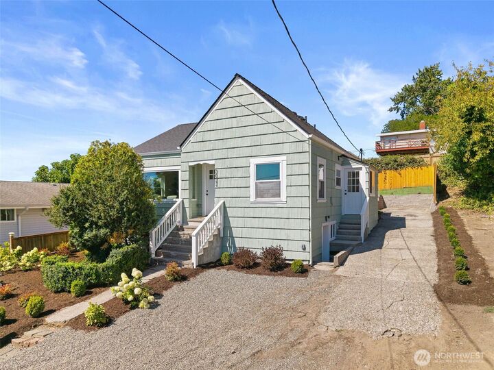 Property Photo: 3022 S Holden Street WA 98108