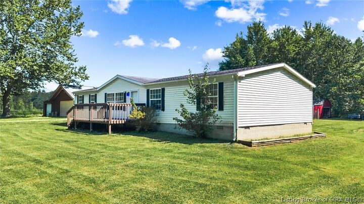 Property Photo: 1865 W Tate Street IN 47227