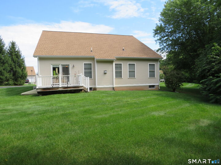 Property Photo:  30 Truman Way 30  CT 06067 