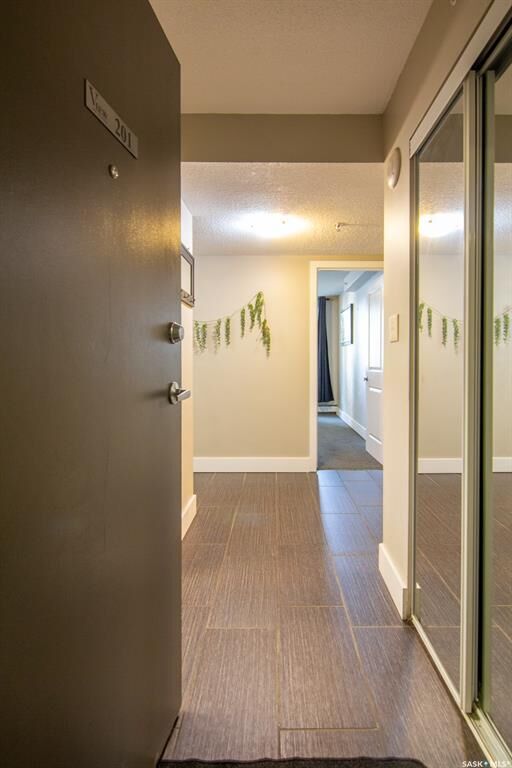 Property Photo: 320 5th Avenue N 201 SK