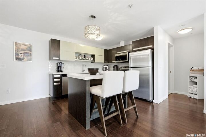 Property Photo:  1610 Dakota Drive 205  SK S4Z 0A5 