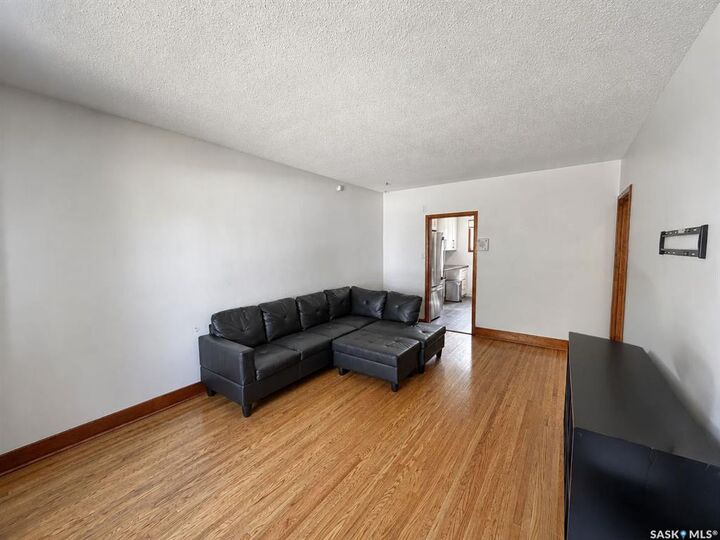 Property Photo: 537 10th Street E SK S6V 0Z7