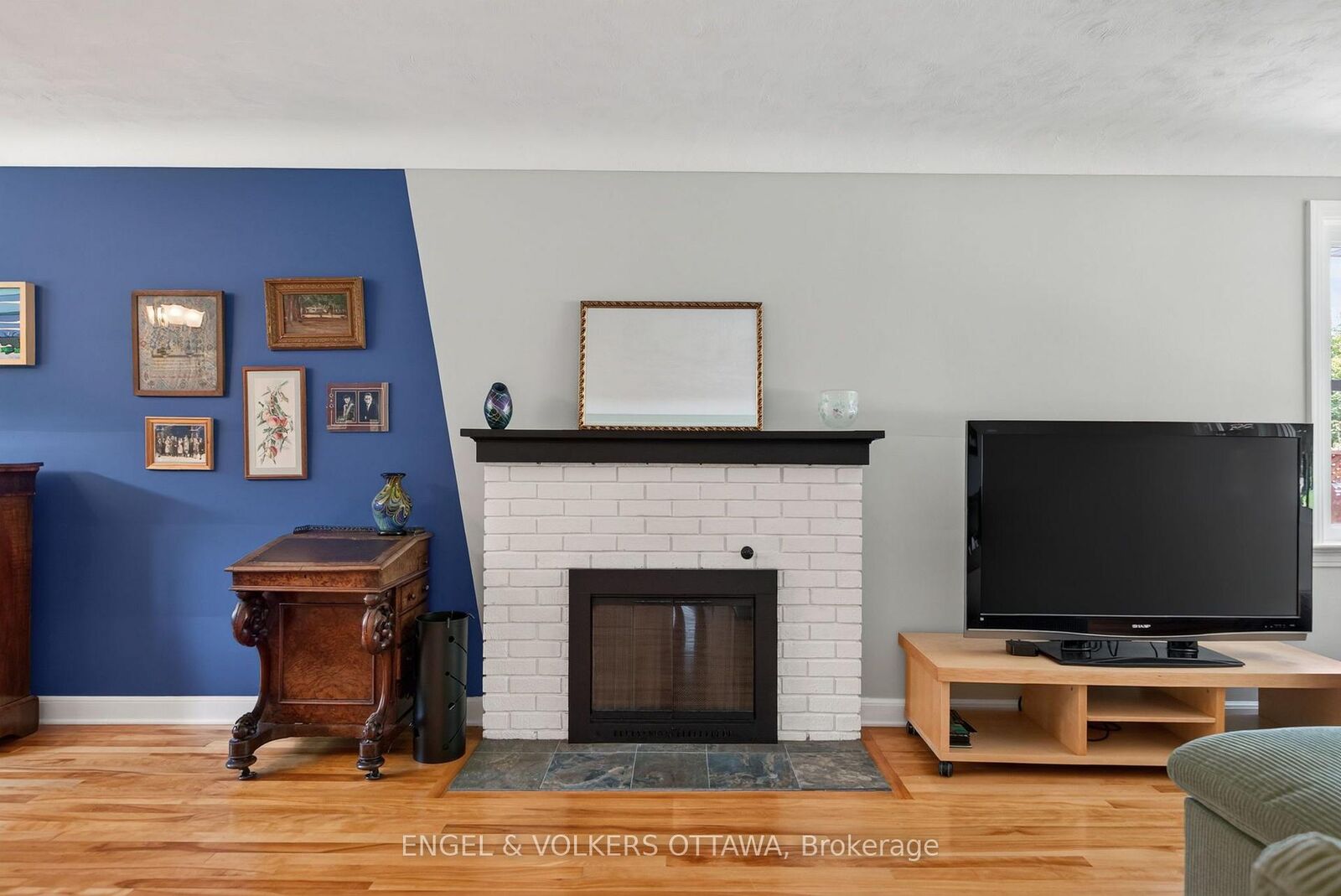 Property Photo:  134 Rachael Avenue  ON K1H 6C6 