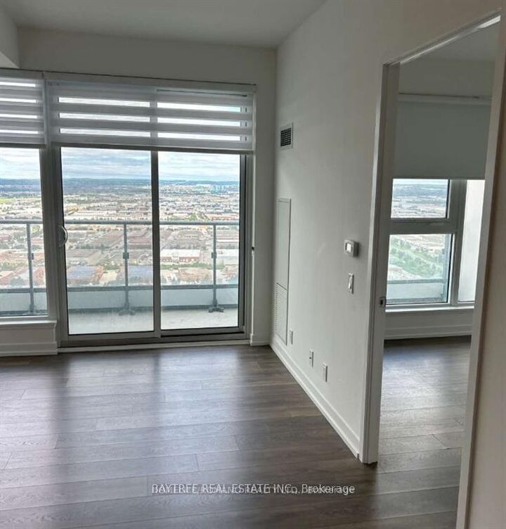 Property Photo:  898 Portage Parkway 4511  ON L4K 0J6 