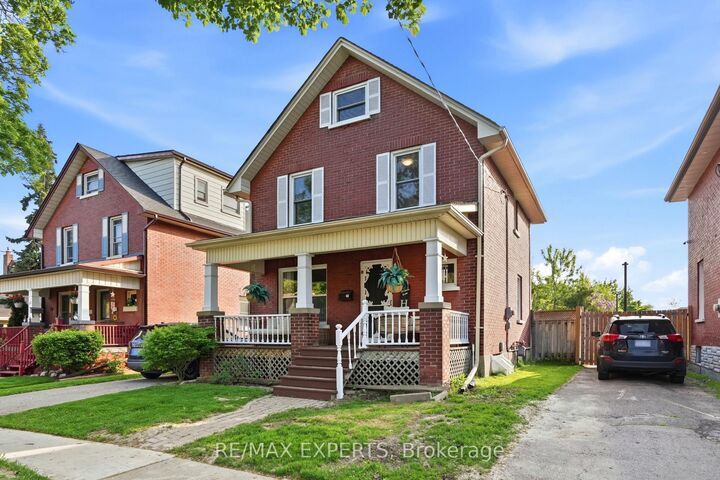 Property Photo: 18 Rowe Street ON L1H 5P5
