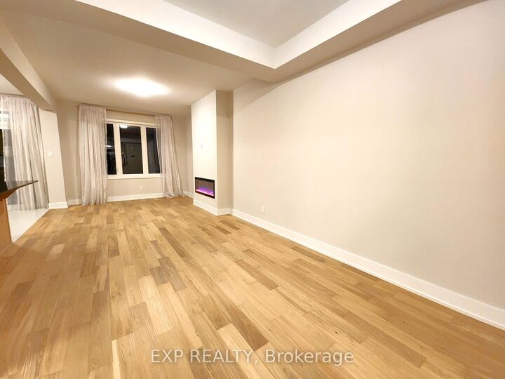 Property Photo:  658 Fenwick Way  ON K2J 7E6 