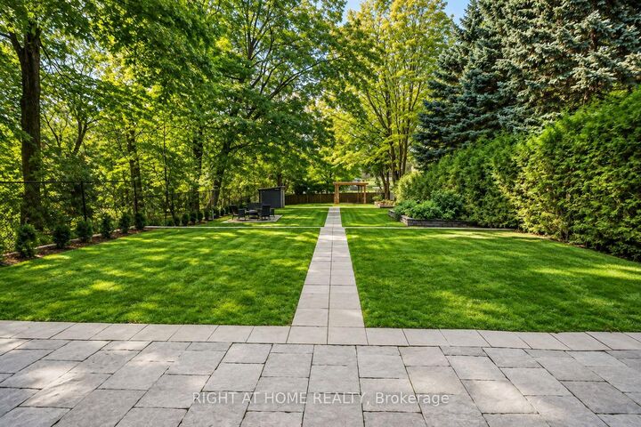 Property Photo: 64 Larwood Boulevard ON M1M 2M5