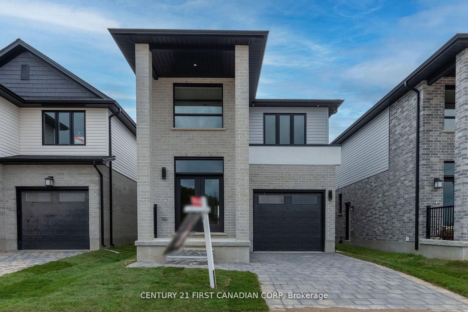 Property Photo:  6453 Royal Magnolia Avenue  ON N6P 0K2 