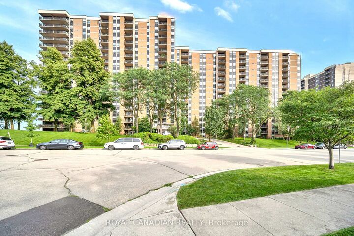 Property Photo: 500 Green Road 701 ON L8E 3M6