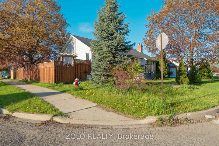 Property Photo: 13 Foster Road ON L4T 1C3