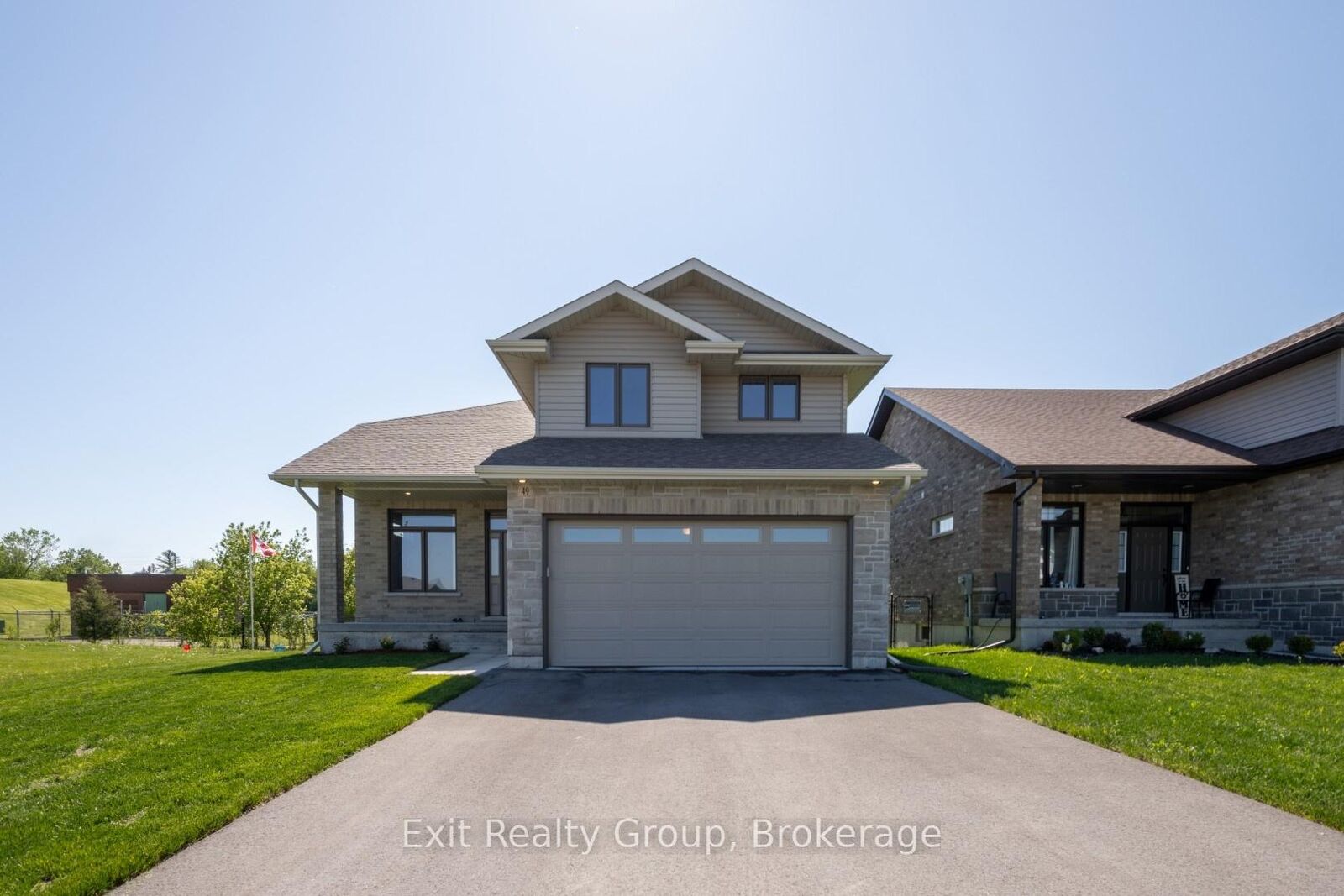 Property Photo: 49 Lanark Drive ON K8N 0G8
