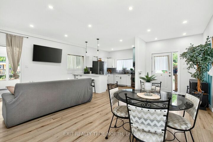 Property Photo: 19 Vics Road ON L4R 0B9