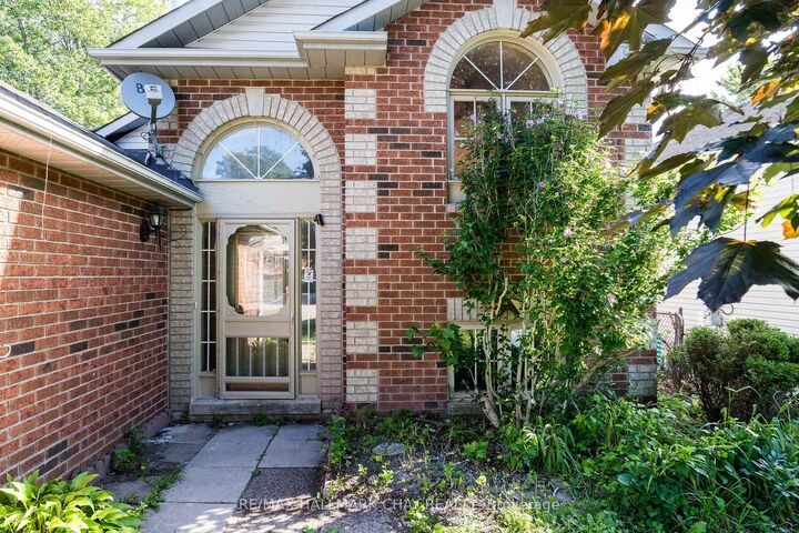 5 Goldsmith Place — photo 1