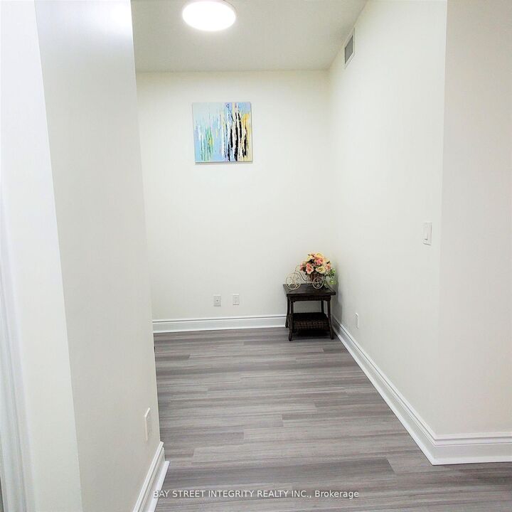 Property Photo: 38 Cedarland Drive 701 ON L6G 0G7