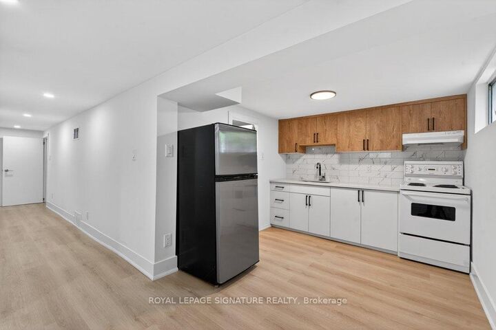 Property Photo:  297 Kennedy Road Basement  ON M1N 3P6 