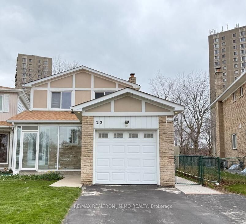 Property Photo:  22 Hartleywood Drive Lower  ON M1S 3N2 