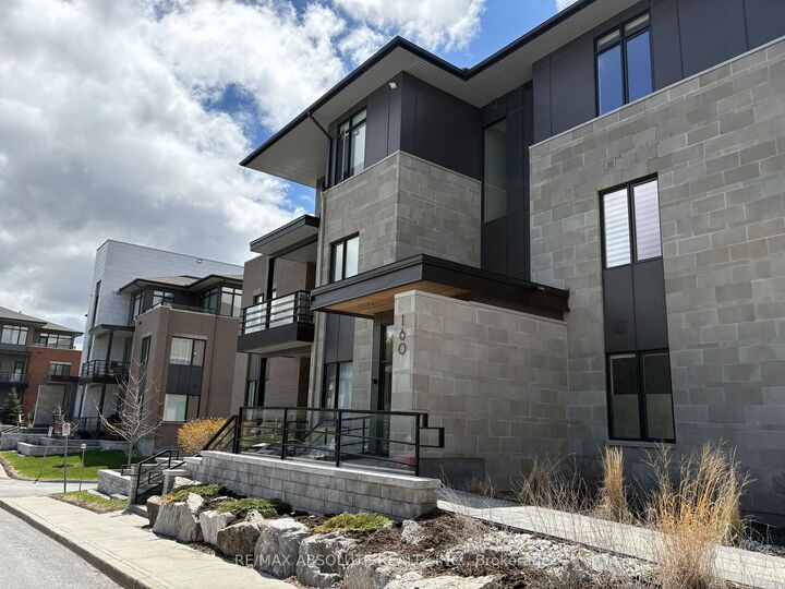 Property Photo:  160 Boundstone Way 103  ON K2T 0M8 