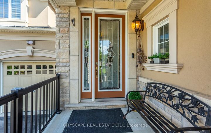 Property Photo: 485 Pringle Avenue 21 ON L9T 8A9