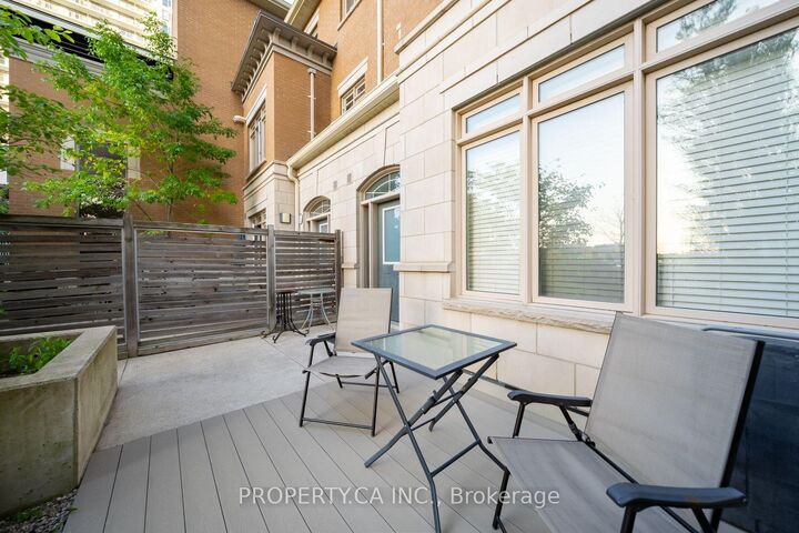 Property Photo: 383 Prince Of Wales Drive 112 ON L5B 0C7