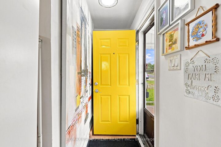 Property Photo: 328 Woodward Avenue ON L8H 6N5
