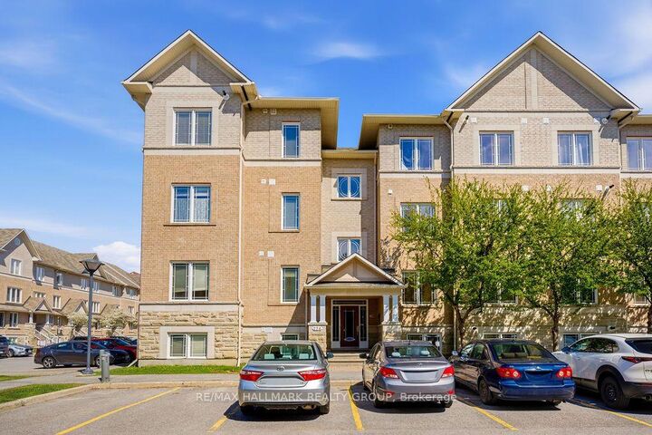 Property Photo:  224 Paseo Private 3  ON K2G 4N7 