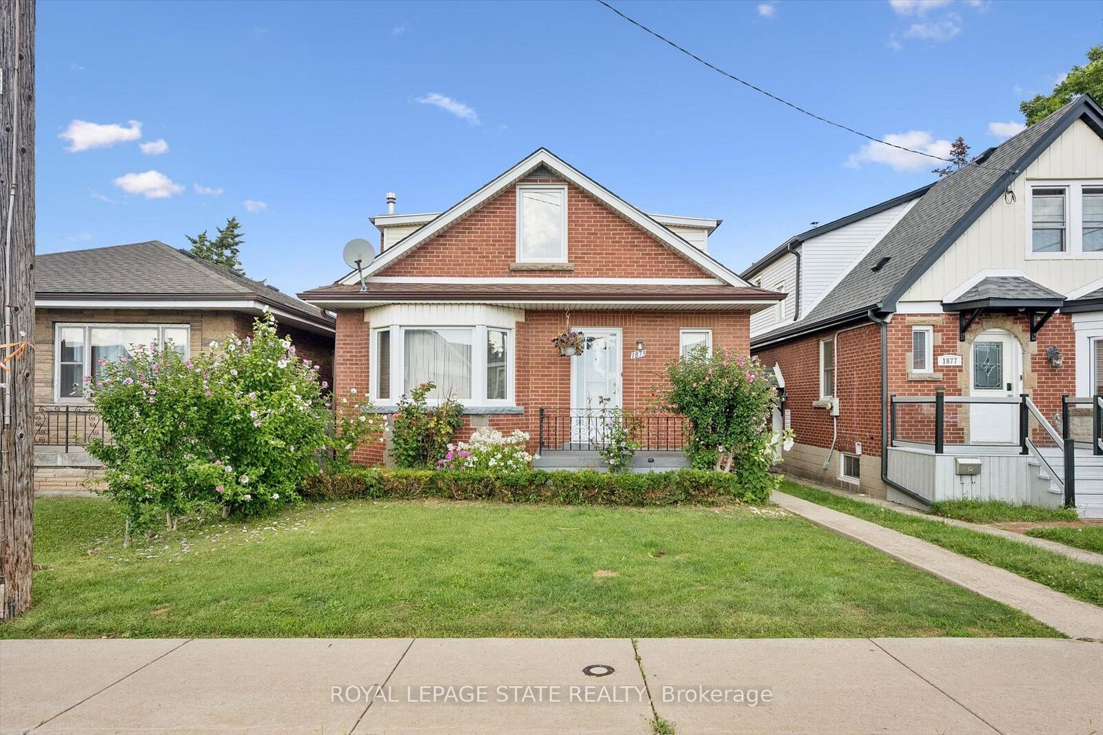 Property Photo: 1873 Main Street E ON L8H 1G3