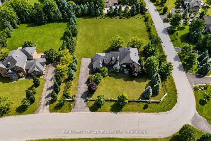43 Grayfield Drive — photo 1