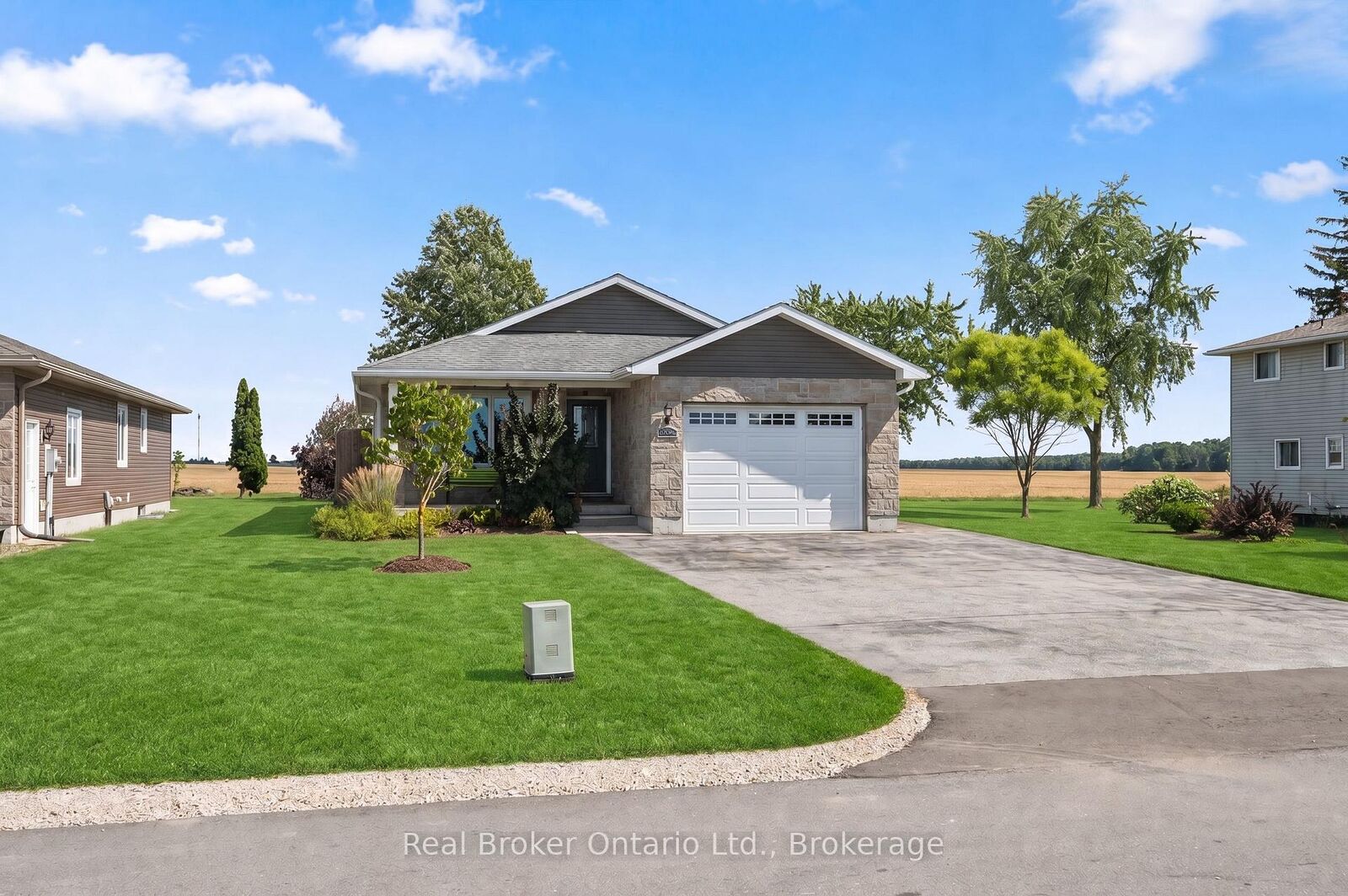 Property Photo: 157 Clyde Street ON N0G 1G0
