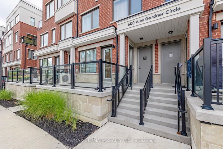 Property Photo:  600 Alex Gardner Circle 109  ON L4G 0A3 
