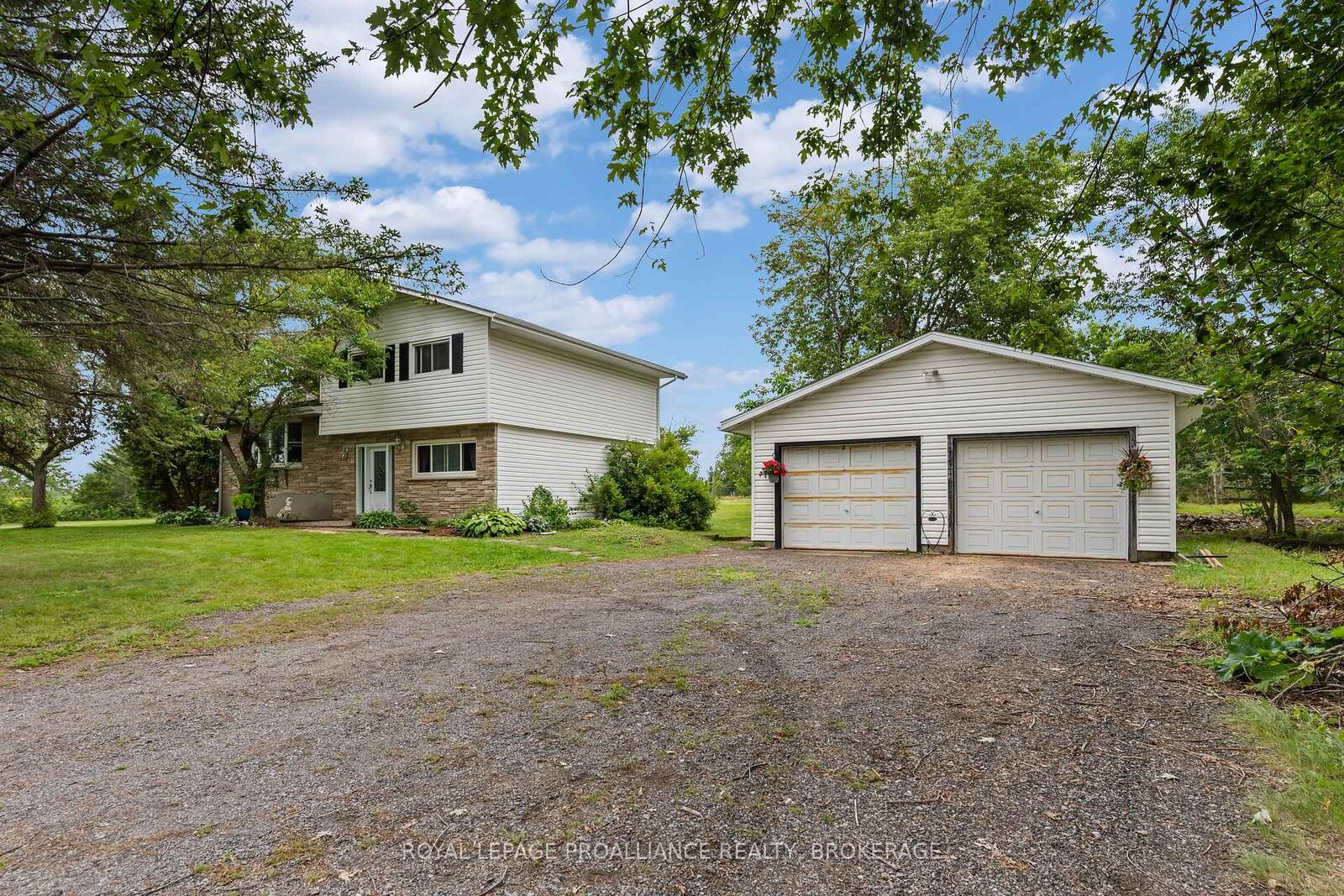 Property Photo: 3298 Perth Road ON K0H 1X0