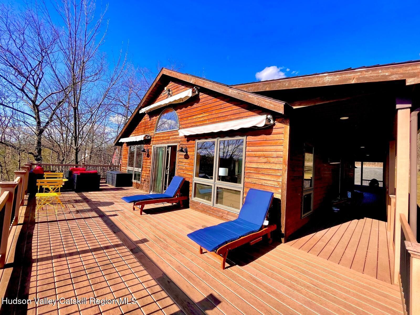 Property Photo: 1367 Sleepy Hollow NY 12015