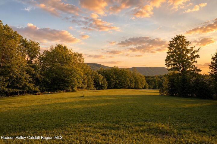 Property Photo:  75 Beaver Hill  NY 12496 