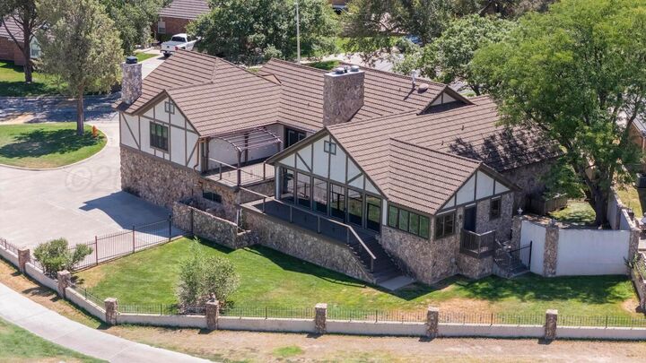 Property Photo:  9 Country Club Drive  TX 79124 