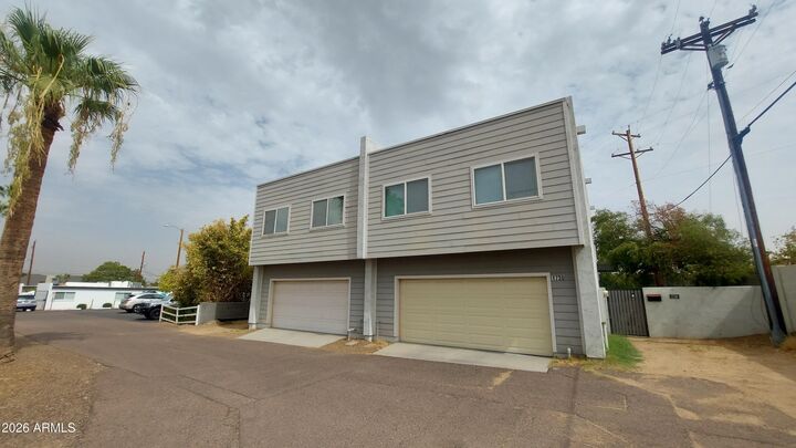Property Photo:  1728 E Ocotillo Road  AZ 85016 