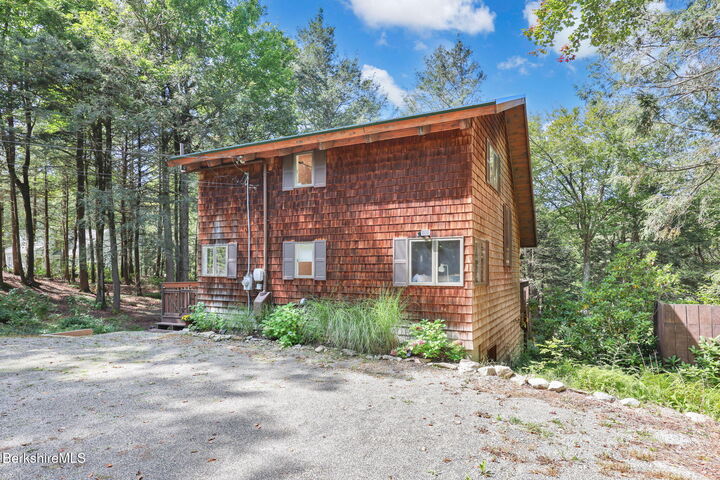 Property Photo:  136 E Otter Dr  MA 01034 