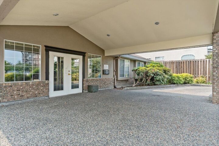 Property Photo:  45660 Knight Road 203  BC V2R 2X4 