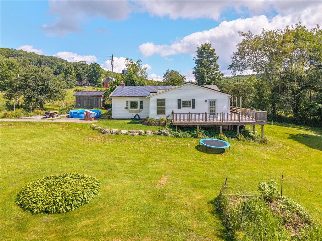 Property Photo: 452 W Hill Road NY 12197