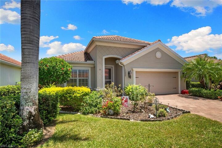 Property Photo: 14686 Sonoma Blvd FL 34114