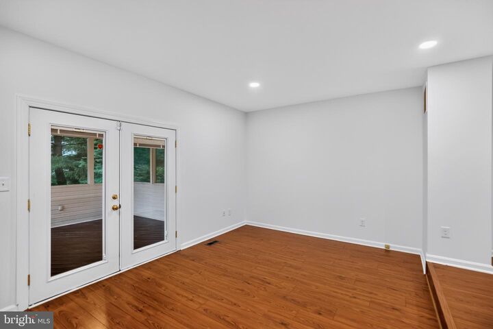 Property Photo: 51 Oak Crest Court MD 21015