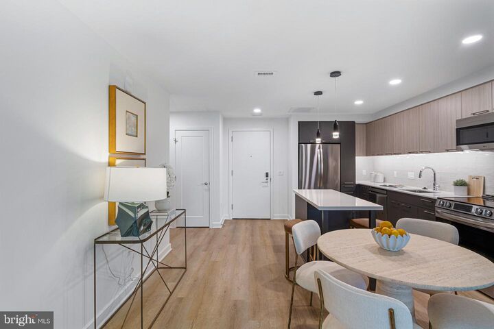 Property Photo:  5400 McGrath Boulevard 425  MD 20852 