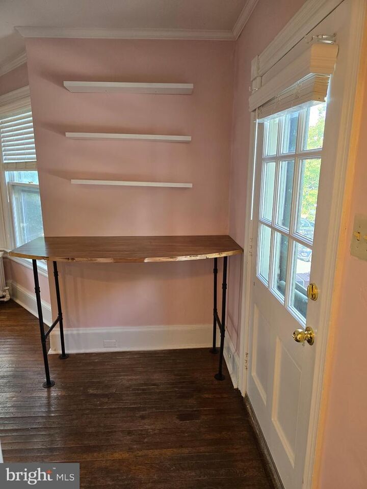 Property Photo:  54 W State Street 2  PA 18901 